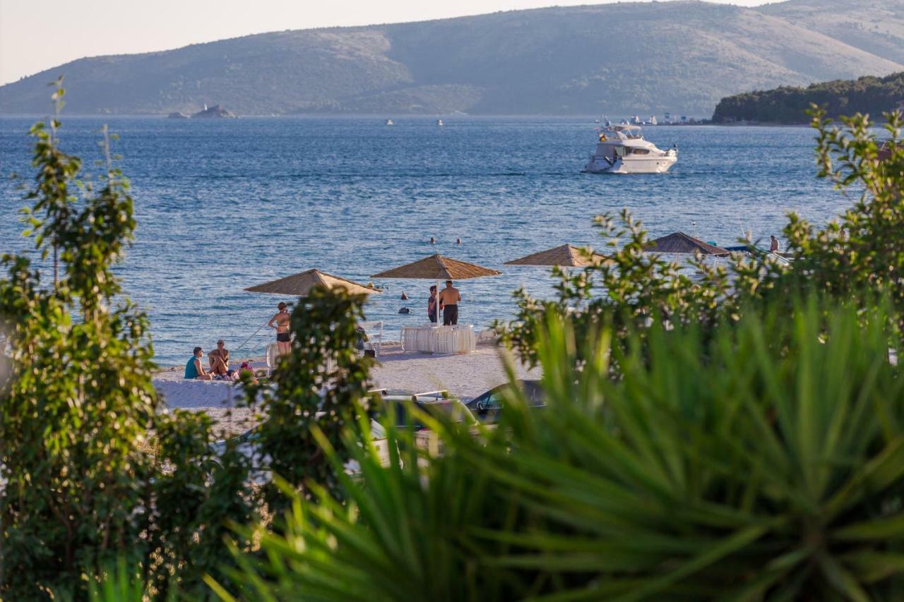 Seaside Villa Mia Trogir Exterior foto