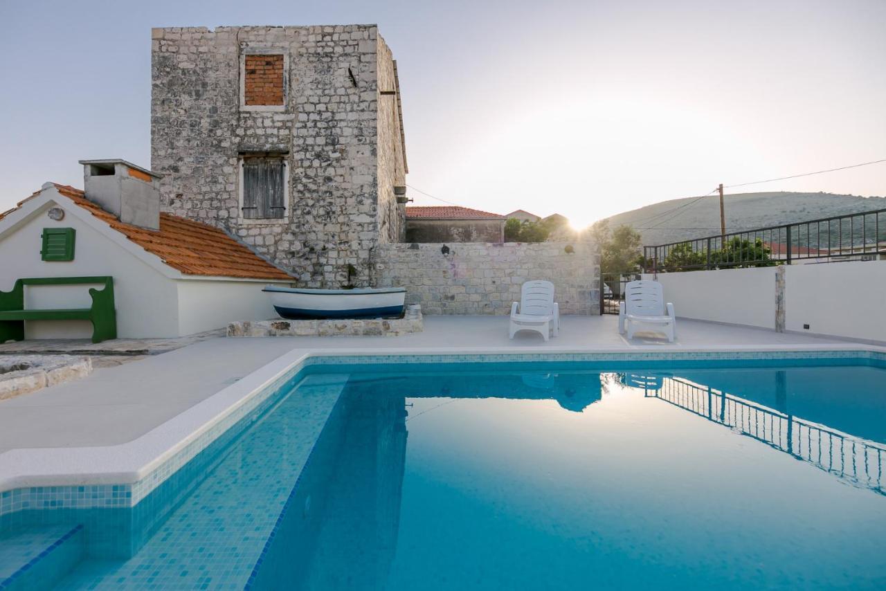 Seaside Villa Mia Trogir Exterior foto