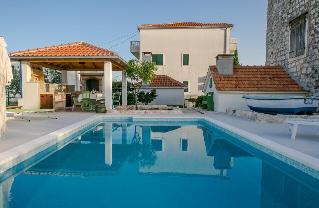Seaside Villa Mia Trogir Exterior foto